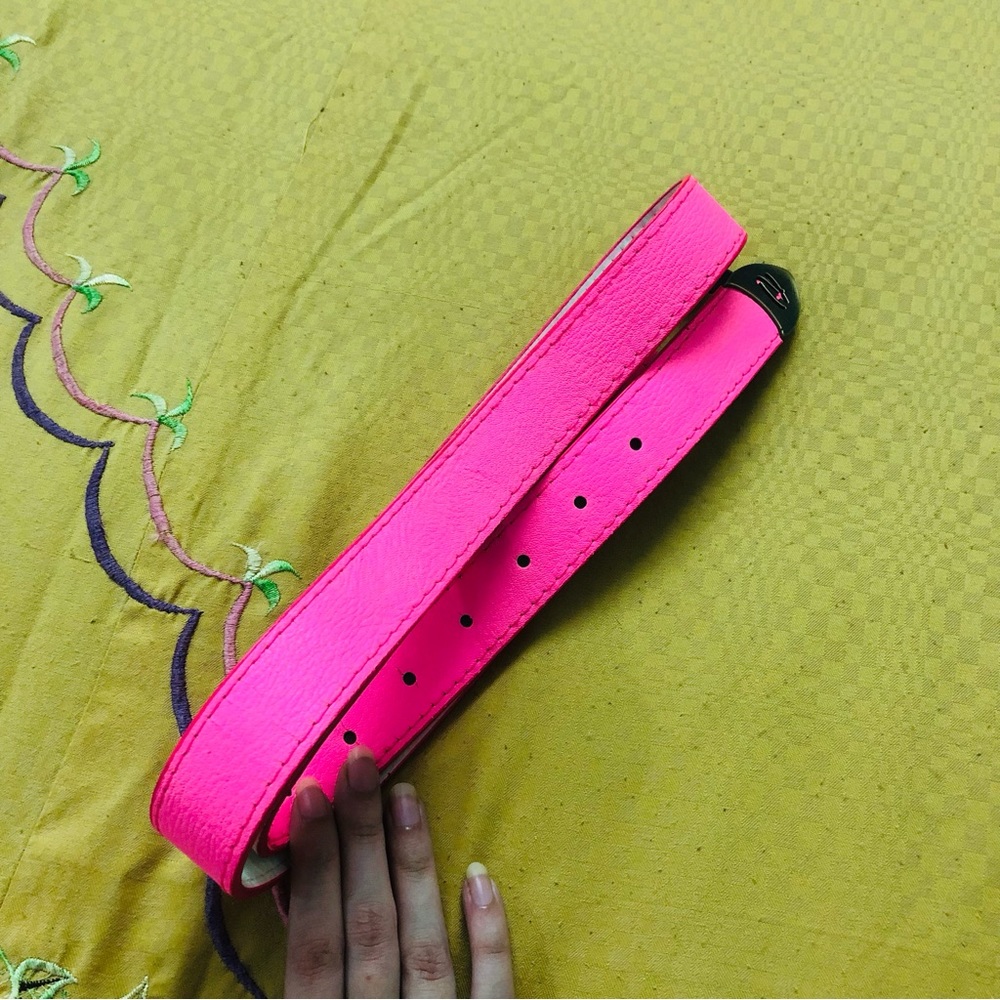 Neon pink belt - Picture 3 of 5